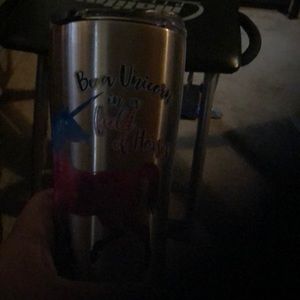 Meet your Posher, Denise